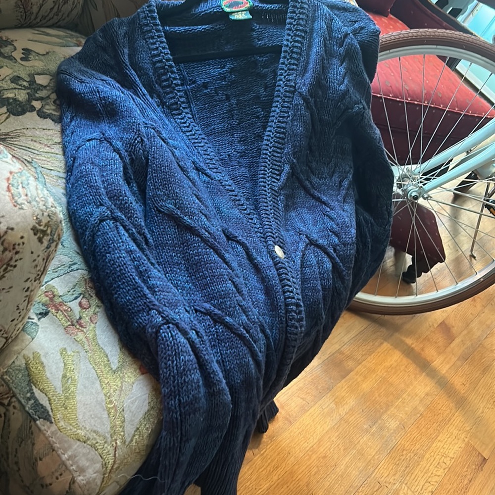 BostonTraders navy blue cable knit sweater
